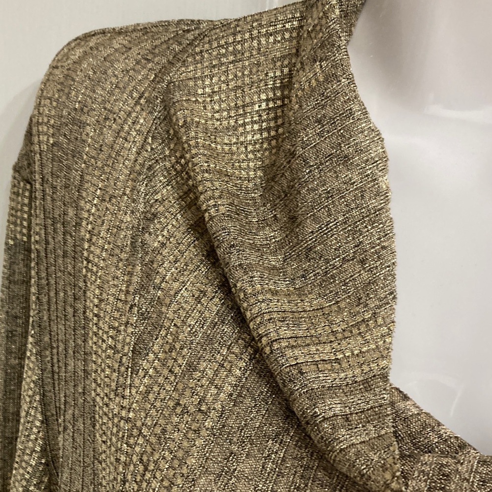 Vintage disco inspiredShimmering Gold Cowl Neck top with large O zipper - Picture 4 of 5